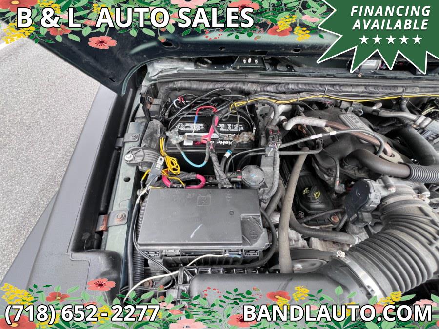2011 Jeep Wrangler 4WD 2dr Rubicon Custom, available for sale in Bronx, New York | B & L Auto Sales LLC. Bronx, New York 2011 Jeep Wrangler 4WD 2dr Rubicon Custom, available for sale in Bronx, New York | B & L Auto Sales LLC. Bronx, New York