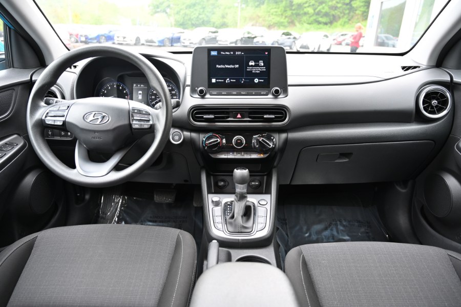 2023 Hyundai Kona SEL Auto AWD, available for sale in Waterbury, Connecticut | Highline Car Connection. Waterbury, Connecticut 2023 Hyundai Kona SEL Auto AWD, available for sale in Waterbury, Connecticut | Highline Car Connection. Waterbury, Connecticut