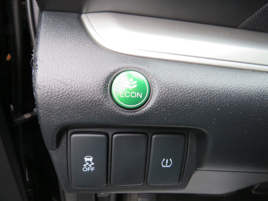 2016 Honda CR-V AWD 5dr LX, available for sale in Middle Village, New York | Road Masters II INC. Middle Village, New York 2016 Honda CR-V AWD 5dr LX, available for sale in Middle Village, New York | Road Masters II INC. Middle Village, New York