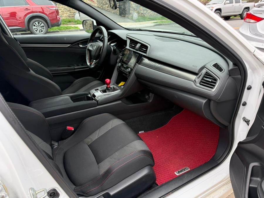 2018 Honda Civic Si Sedan Manual w/High Performance Tires, available for sale in Port Chester, New York | JC Lopez Auto Sales Corp. Port Chester, New York 2018 Honda Civic Si Sedan Manual w/High Performance Tires, available for sale in Port Chester, New York | JC Lopez Auto Sales Corp. Port Chester, New York