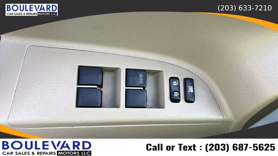 2012 Toyota Highlander SE Sport Utility 4D, available for sale in New Haven, Connecticut | Boulevard Motors LLC. New Haven, Connecticut 2012 Toyota Highlander SE Sport Utility 4D, available for sale in New Haven, Connecticut | Boulevard Motors LLC. New Haven, Connecticut
