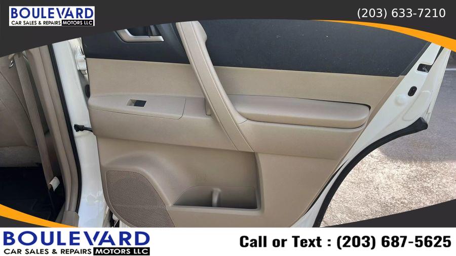2012 Toyota Highlander SE Sport Utility 4D, available for sale in New Haven, Connecticut | Boulevard Motors LLC. New Haven, Connecticut 2012 Toyota Highlander SE Sport Utility 4D, available for sale in New Haven, Connecticut | Boulevard Motors LLC. New Haven, Connecticut