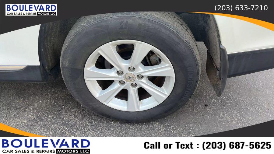 2012 Toyota Highlander SE Sport Utility 4D, available for sale in New Haven, Connecticut | Boulevard Motors LLC. New Haven, Connecticut 2012 Toyota Highlander SE Sport Utility 4D, available for sale in New Haven, Connecticut | Boulevard Motors LLC. New Haven, Connecticut