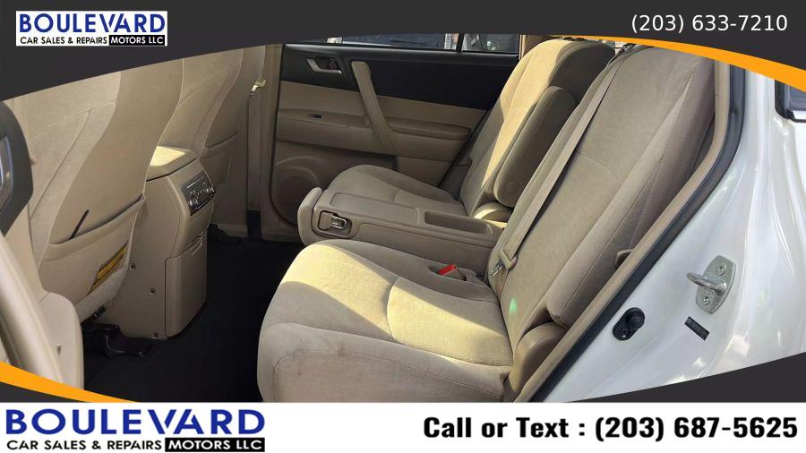 2012 Toyota Highlander SE Sport Utility 4D, available for sale in New Haven, Connecticut | Boulevard Motors LLC. New Haven, Connecticut 2012 Toyota Highlander SE Sport Utility 4D, available for sale in New Haven, Connecticut | Boulevard Motors LLC. New Haven, Connecticut