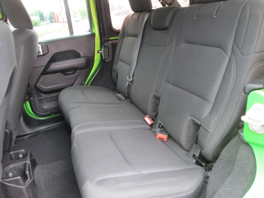2018 Jeep Wrangler Unlimited Sahara 4x4, available for sale in Levittown, Pennsylvania | Levittown Auto. Levittown, Pennsylvania 2018 Jeep Wrangler Unlimited Sahara 4x4, available for sale in Levittown, Pennsylvania | Levittown Auto. Levittown, Pennsylvania