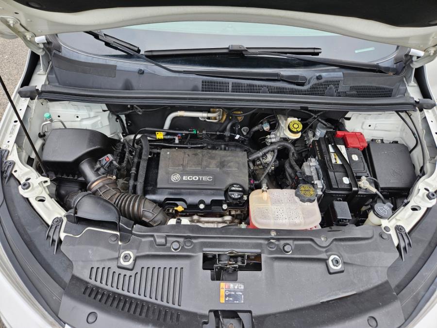 2018 Buick Encore FWD 4dr Premium Leather Navi, available for sale in East Windsor, Connecticut | Toro Auto. East Windsor, Connecticut 2018 Buick Encore FWD 4dr Premium Leather Navi, available for sale in East Windsor, Connecticut | Toro Auto. East Windsor, Connecticut