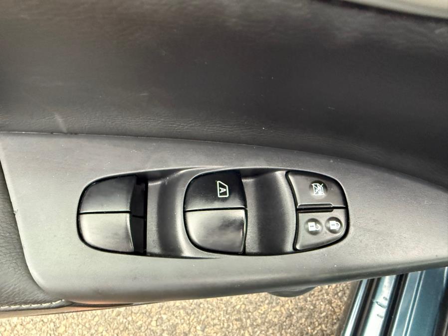2016 Nissan Sentra 4dr Sdn I4 CVT SL, available for sale in Philadelphia, Pennsylvania | Eugen's Auto Sales & Repairs. Philadelphia, Pennsylvania 2016 Nissan Sentra 4dr Sdn I4 CVT SL, available for sale in Philadelphia, Pennsylvania | Eugen's Auto Sales & Repairs. Philadelphia, Pennsylvania