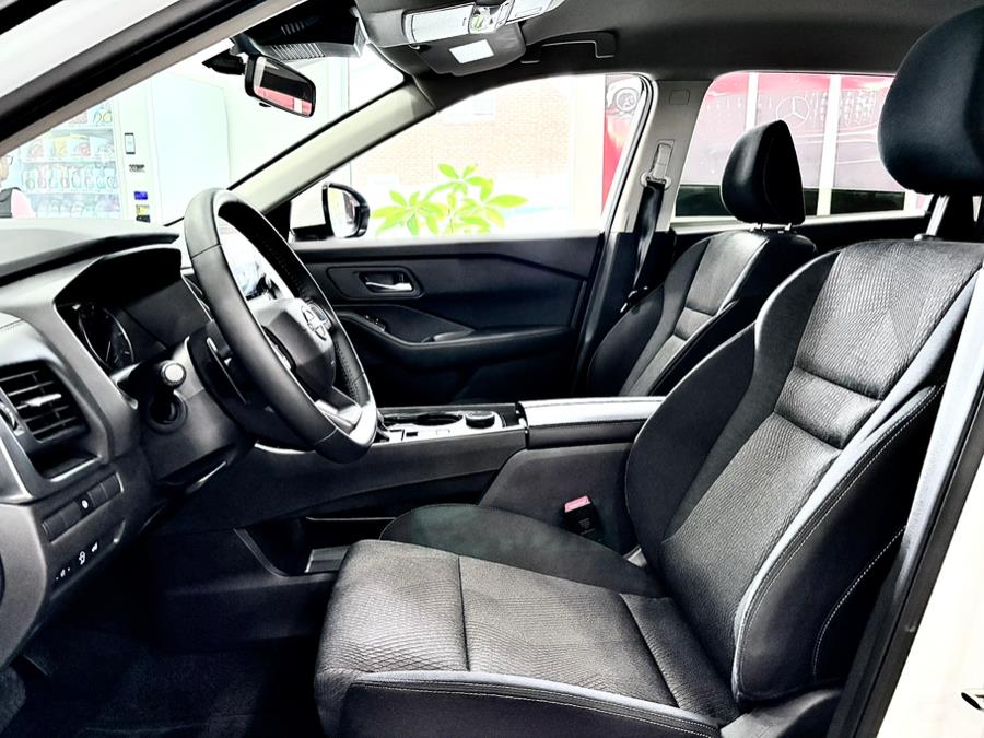 2025 Nissan Rogue AWD SV, available for sale in Franklin Square, New York | Luxury Motor Club. Franklin Square, New York 2025 Nissan Rogue AWD SV, available for sale in Franklin Square, New York | Luxury Motor Club. Franklin Square, New York