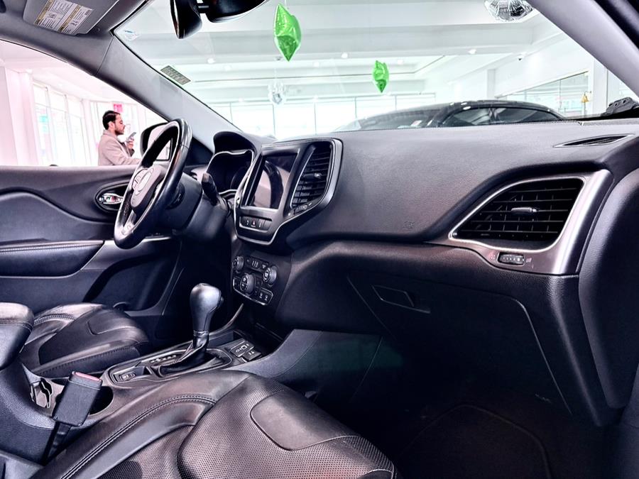 2021 Jeep Cherokee Latitude Lux FWD, available for sale in Franklin Square, New York | Luxury Motor Club. Franklin Square, New York 2021 Jeep Cherokee Latitude Lux FWD, available for sale in Franklin Square, New York | Luxury Motor Club. Franklin Square, New York