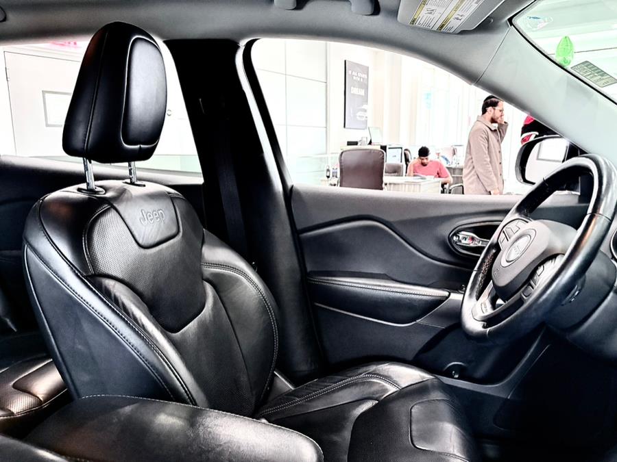 2021 Jeep Cherokee Latitude Lux FWD, available for sale in Franklin Square, New York | Luxury Motor Club. Franklin Square, New York 2021 Jeep Cherokee Latitude Lux FWD, available for sale in Franklin Square, New York | Luxury Motor Club. Franklin Square, New York