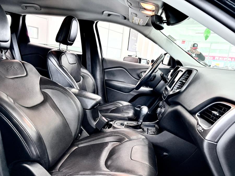 2021 Jeep Cherokee Latitude Lux FWD, available for sale in Franklin Square, New York | Luxury Motor Club. Franklin Square, New York 2021 Jeep Cherokee Latitude Lux FWD, available for sale in Franklin Square, New York | Luxury Motor Club. Franklin Square, New York