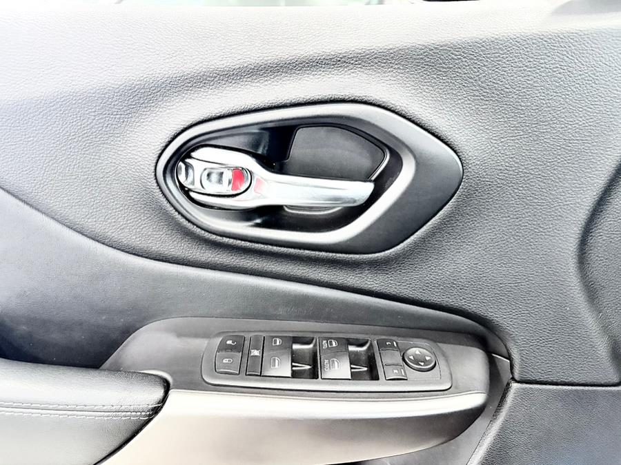 2021 Jeep Cherokee Latitude Lux FWD, available for sale in Franklin Square, New York | Luxury Motor Club. Franklin Square, New York 2021 Jeep Cherokee Latitude Lux FWD, available for sale in Franklin Square, New York | Luxury Motor Club. Franklin Square, New York