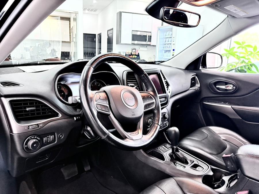 2021 Jeep Cherokee Latitude Lux FWD, available for sale in Franklin Square, New York | Luxury Motor Club. Franklin Square, New York 2021 Jeep Cherokee Latitude Lux FWD, available for sale in Franklin Square, New York | Luxury Motor Club. Franklin Square, New York