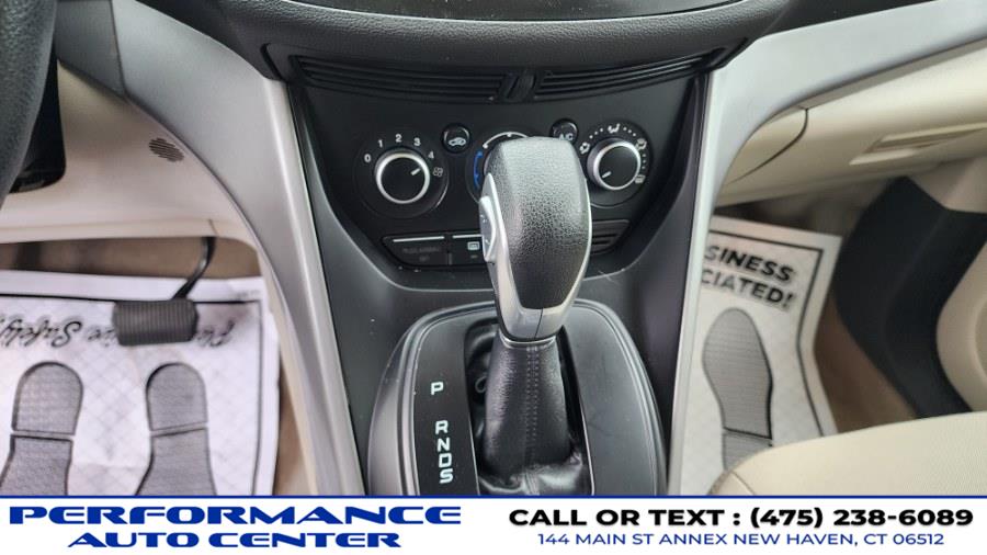 2016 Ford Escape 4WD 4dr SE, available for sale in New Haven, Connecticut | Performance Auto Sales LLC. New Haven, Connecticut 2016 Ford Escape 4WD 4dr SE, available for sale in New Haven, Connecticut | Performance Auto Sales LLC. New Haven, Connecticut