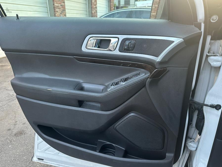 2011 Ford Explorer 4WD 4dr Limited, available for sale in New Britain, Connecticut | Central Auto Sales & Service. New Britain, Connecticut 2011 Ford Explorer 4WD 4dr Limited, available for sale in New Britain, Connecticut | Central Auto Sales & Service. New Britain, Connecticut