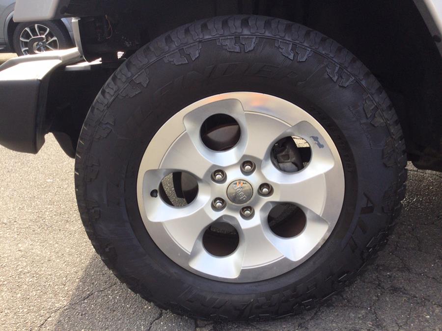 2014 Jeep Wrangler Unlimited 4WD 4dr Sahara, available for sale in Plantsville, Connecticut | L&S Automotive LLC. Plantsville, Connecticut 2014 Jeep Wrangler Unlimited 4WD 4dr Sahara, available for sale in Plantsville, Connecticut | L&S Automotive LLC. Plantsville, Connecticut