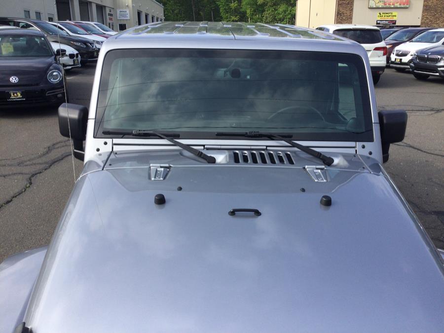 2014 Jeep Wrangler Unlimited 4WD 4dr Sahara, available for sale in Plantsville, Connecticut | L&S Automotive LLC. Plantsville, Connecticut 2014 Jeep Wrangler Unlimited 4WD 4dr Sahara, available for sale in Plantsville, Connecticut | L&S Automotive LLC. Plantsville, Connecticut