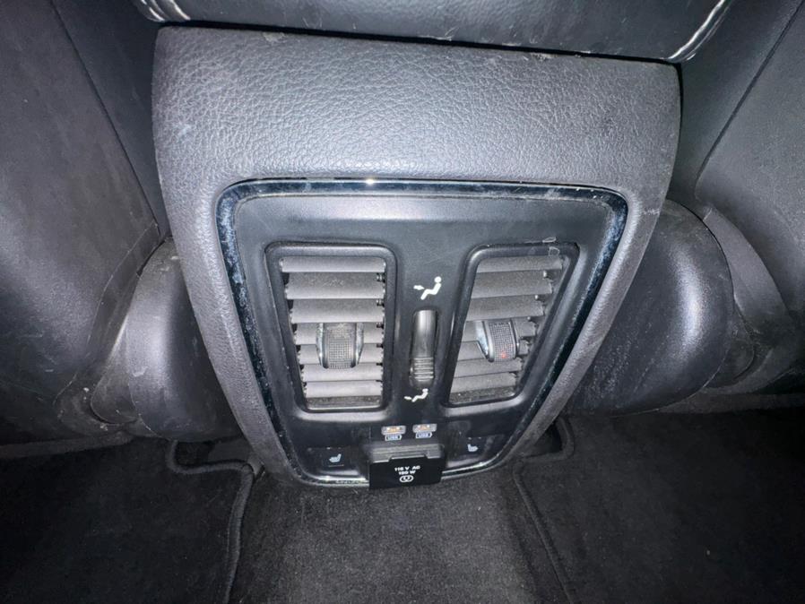 2015 Jeep Grand Cherokee 4WD 4dr Limited, available for sale in West Hartford, Connecticut | AutoMax. West Hartford, Connecticut 2015 Jeep Grand Cherokee 4WD 4dr Limited, available for sale in West Hartford, Connecticut | AutoMax. West Hartford, Connecticut