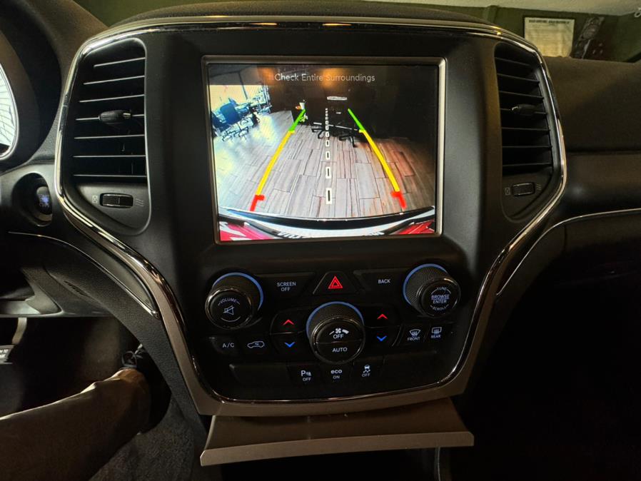 2015 Jeep Grand Cherokee 4WD 4dr Limited, available for sale in West Hartford, Connecticut | AutoMax. West Hartford, Connecticut 2015 Jeep Grand Cherokee 4WD 4dr Limited, available for sale in West Hartford, Connecticut | AutoMax. West Hartford, Connecticut