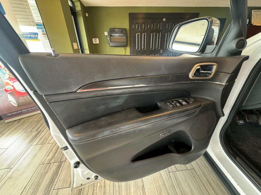 2015 Jeep Grand Cherokee 4WD 4dr Limited, available for sale in West Hartford, Connecticut | AutoMax. West Hartford, Connecticut 2015 Jeep Grand Cherokee 4WD 4dr Limited, available for sale in West Hartford, Connecticut | AutoMax. West Hartford, Connecticut
