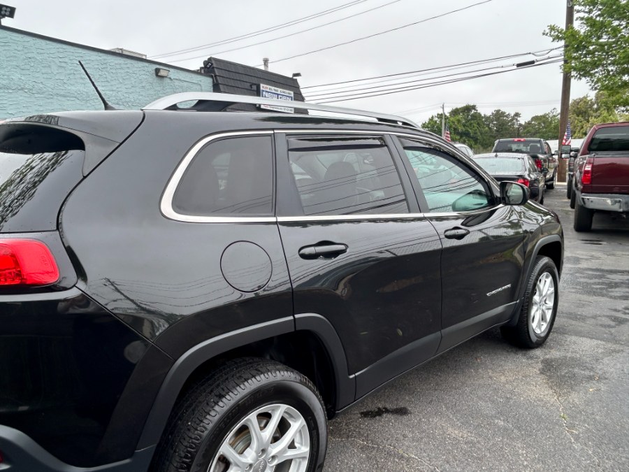 2015 Jeep Cherokee 4WD 4dr Latitude, available for sale in West Babylon, New York | New Gen Auto Group. West Babylon, New York 2015 Jeep Cherokee 4WD 4dr Latitude, available for sale in West Babylon, New York | New Gen Auto Group. West Babylon, New York