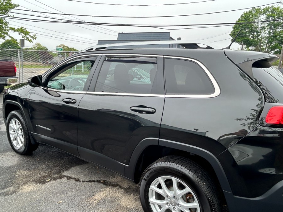2015 Jeep Cherokee 4WD 4dr Latitude, available for sale in West Babylon, New York | New Gen Auto Group. West Babylon, New York 2015 Jeep Cherokee 4WD 4dr Latitude, available for sale in West Babylon, New York | New Gen Auto Group. West Babylon, New York