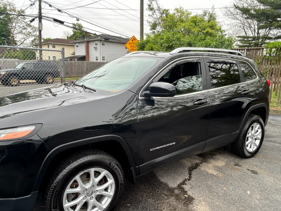 2015 Jeep Cherokee 4WD 4dr Latitude, available for sale in West Babylon, New York | New Gen Auto Group. West Babylon, New York 2015 Jeep Cherokee 4WD 4dr Latitude, available for sale in West Babylon, New York | New Gen Auto Group. West Babylon, New York