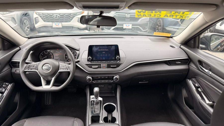 2021 Nissan Altima 2.5 SV Sedan 4D, available for sale in Linden, New Jersey | Route 27 Auto Mall. Linden, New Jersey 2021 Nissan Altima 2.5 SV Sedan 4D, available for sale in Linden, New Jersey | Route 27 Auto Mall. Linden, New Jersey
