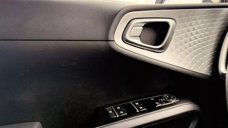 2023 Kia Soul LX Wagon 4D, available for sale in Linden, New Jersey | Route 27 Auto Mall. Linden, New Jersey 2023 Kia Soul LX Wagon 4D, available for sale in Linden, New Jersey | Route 27 Auto Mall. Linden, New Jersey