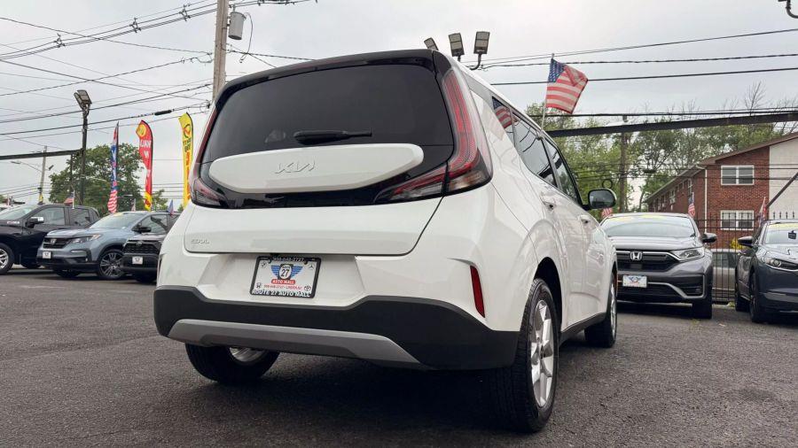 2023 Kia Soul LX Wagon 4D, available for sale in Linden, New Jersey | Route 27 Auto Mall. Linden, New Jersey 2023 Kia Soul LX Wagon 4D, available for sale in Linden, New Jersey | Route 27 Auto Mall. Linden, New Jersey