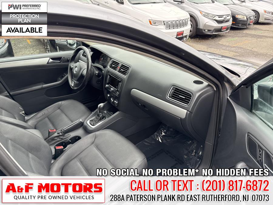 2011 Volkswagen Jetta Sedan 4dr Auto SEL w/Sunroof PZEV, available for sale in East Rutherford, New Jersey | A&F Motors LLC. East Rutherford, New Jersey 2011 Volkswagen Jetta Sedan 4dr Auto SEL w/Sunroof PZEV, available for sale in East Rutherford, New Jersey | A&F Motors LLC. East Rutherford, New Jersey
