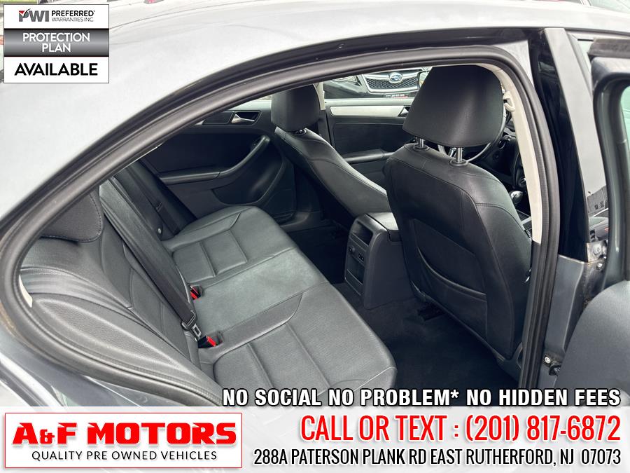 2011 Volkswagen Jetta Sedan 4dr Auto SEL w/Sunroof PZEV, available for sale in East Rutherford, New Jersey | A&F Motors LLC. East Rutherford, New Jersey 2011 Volkswagen Jetta Sedan 4dr Auto SEL w/Sunroof PZEV, available for sale in East Rutherford, New Jersey | A&F Motors LLC. East Rutherford, New Jersey