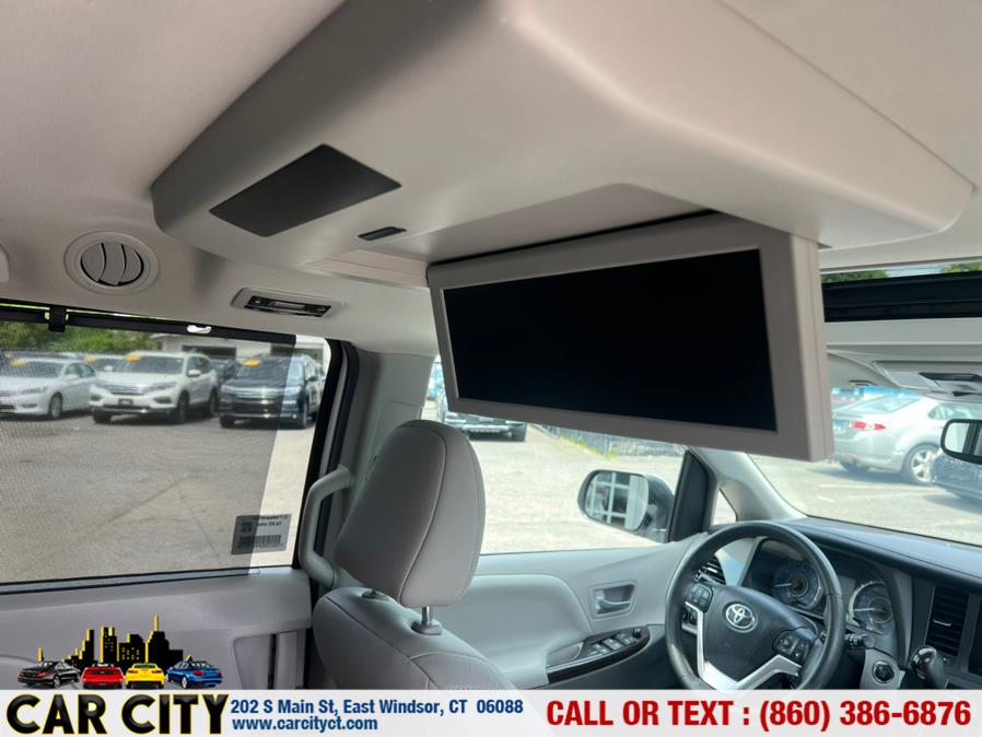 2017 Toyota Sienna XLE Premium AWD 7-Passenger (Natl), available for sale in East Windsor, Connecticut | Car City LLC. East Windsor, Connecticut 2017 Toyota Sienna XLE Premium AWD 7-Passenger (Natl), available for sale in East Windsor, Connecticut | Car City LLC. East Windsor, Connecticut