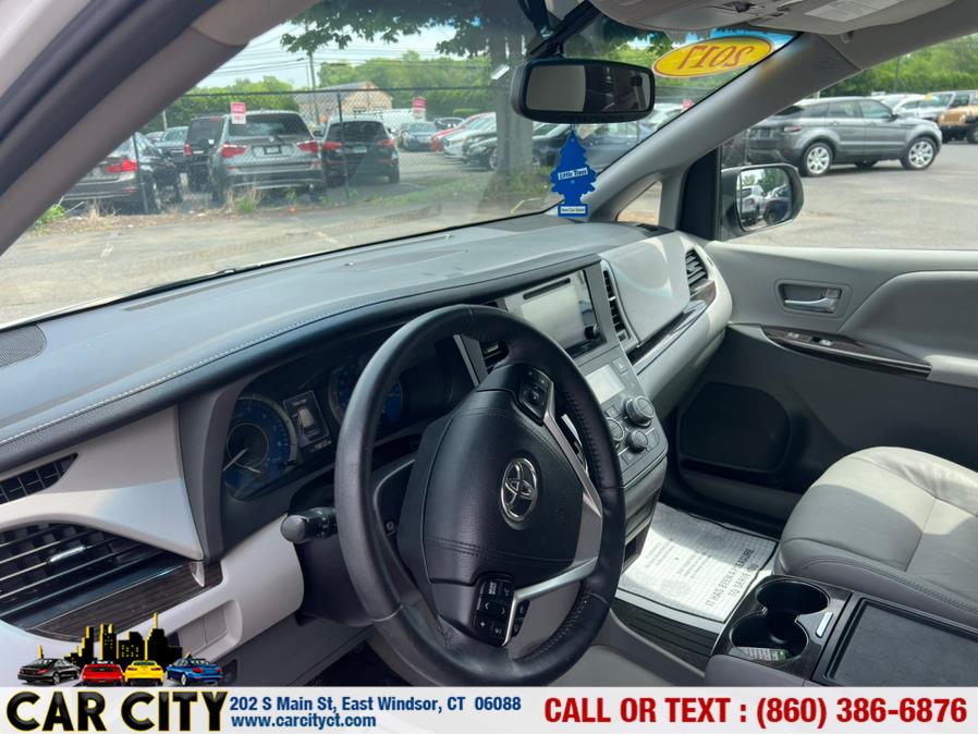 2017 Toyota Sienna XLE Premium AWD 7-Passenger (Natl), available for sale in East Windsor, Connecticut | Car City LLC. East Windsor, Connecticut 2017 Toyota Sienna XLE Premium AWD 7-Passenger (Natl), available for sale in East Windsor, Connecticut | Car City LLC. East Windsor, Connecticut