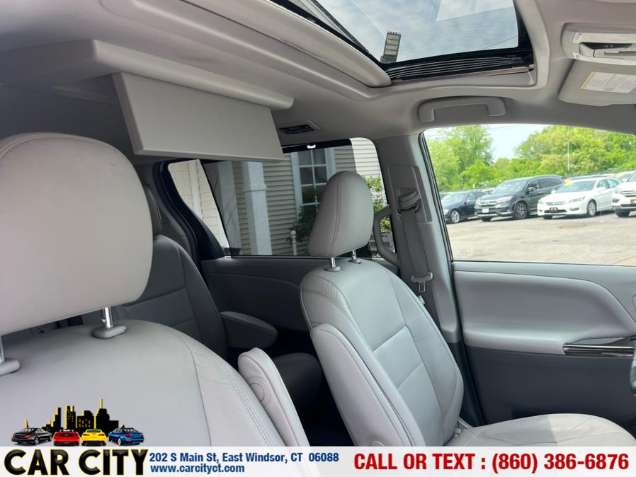 2017 Toyota Sienna XLE Premium AWD 7-Passenger (Natl), available for sale in East Windsor, Connecticut | Car City LLC. East Windsor, Connecticut 2017 Toyota Sienna XLE Premium AWD 7-Passenger (Natl), available for sale in East Windsor, Connecticut | Car City LLC. East Windsor, Connecticut