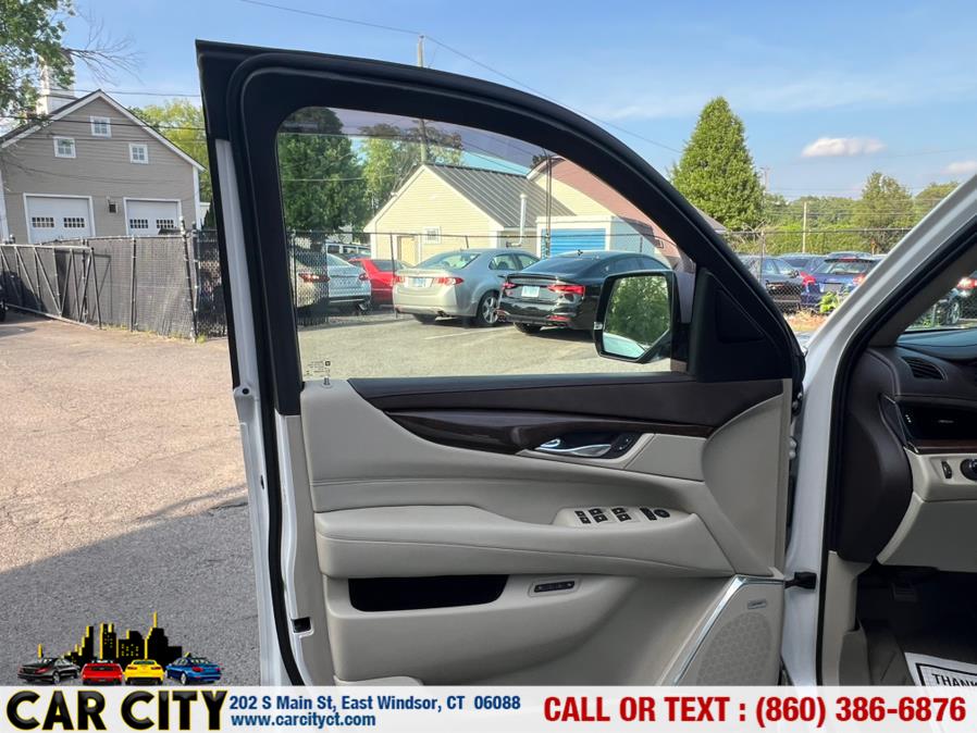 2017 Cadillac Escalade 4WD 4dr Luxury, available for sale in East Windsor, Connecticut | Car City LLC. East Windsor, Connecticut 2017 Cadillac Escalade 4WD 4dr Luxury, available for sale in East Windsor, Connecticut | Car City LLC. East Windsor, Connecticut