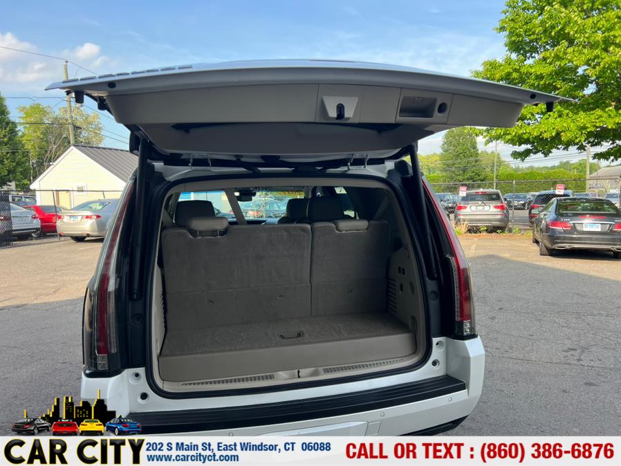 2017 Cadillac Escalade 4WD 4dr Luxury, available for sale in East Windsor, Connecticut | Car City LLC. East Windsor, Connecticut 2017 Cadillac Escalade 4WD 4dr Luxury, available for sale in East Windsor, Connecticut | Car City LLC. East Windsor, Connecticut