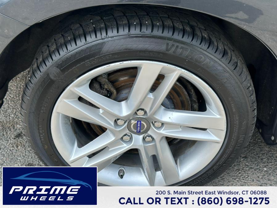 2015 Volvo S60 2015.5 4dr Sdn T5 Drive-E Premier FWD, available for sale in East Windsor, Connecticut | Prime Wheels. East Windsor, Connecticut 2015 Volvo S60 2015.5 4dr Sdn T5 Drive-E Premier FWD, available for sale in East Windsor, Connecticut | Prime Wheels. East Windsor, Connecticut