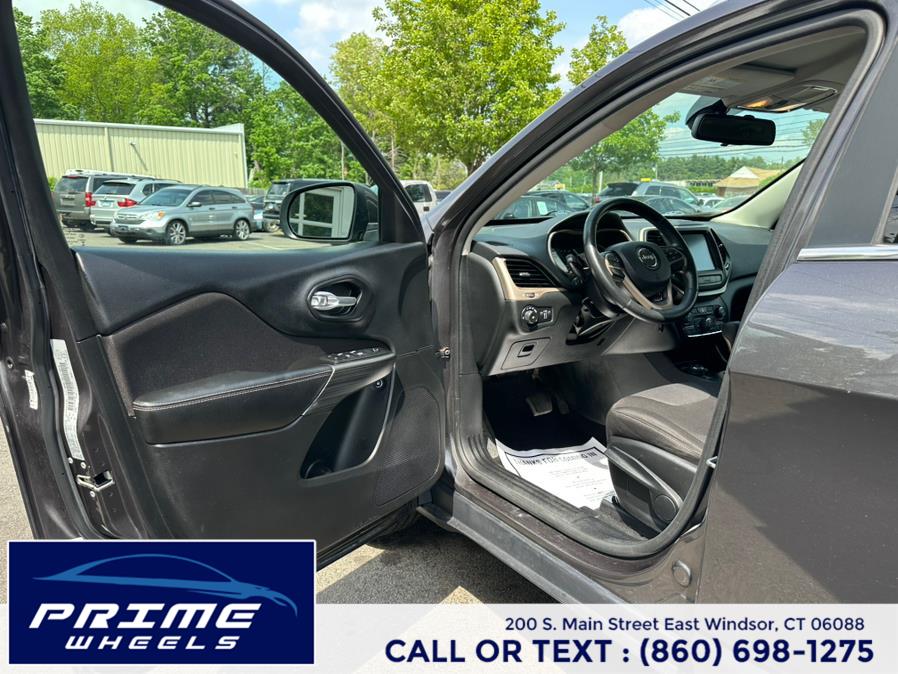 2015 Jeep Cherokee 4WD 4dr Latitude, available for sale in East Windsor, Connecticut | Prime Wheels. East Windsor, Connecticut 2015 Jeep Cherokee 4WD 4dr Latitude, available for sale in East Windsor, Connecticut | Prime Wheels. East Windsor, Connecticut