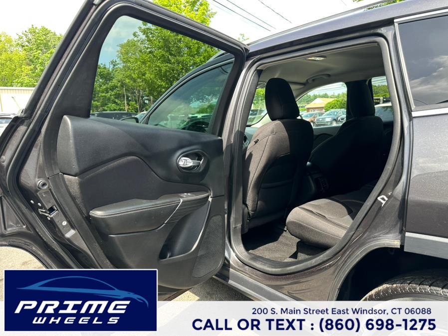 2015 Jeep Cherokee 4WD 4dr Latitude, available for sale in East Windsor, Connecticut | Prime Wheels. East Windsor, Connecticut 2015 Jeep Cherokee 4WD 4dr Latitude, available for sale in East Windsor, Connecticut | Prime Wheels. East Windsor, Connecticut