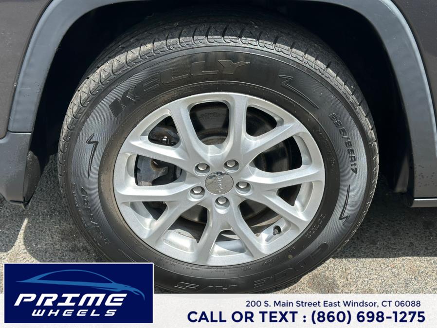 2015 Jeep Cherokee 4WD 4dr Latitude, available for sale in East Windsor, Connecticut | Prime Wheels. East Windsor, Connecticut 2015 Jeep Cherokee 4WD 4dr Latitude, available for sale in East Windsor, Connecticut | Prime Wheels. East Windsor, Connecticut