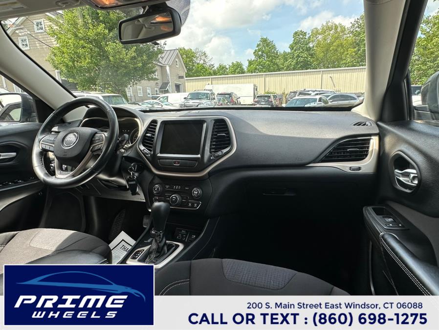 2015 Jeep Cherokee 4WD 4dr Latitude, available for sale in East Windsor, Connecticut | Prime Wheels. East Windsor, Connecticut 2015 Jeep Cherokee 4WD 4dr Latitude, available for sale in East Windsor, Connecticut | Prime Wheels. East Windsor, Connecticut