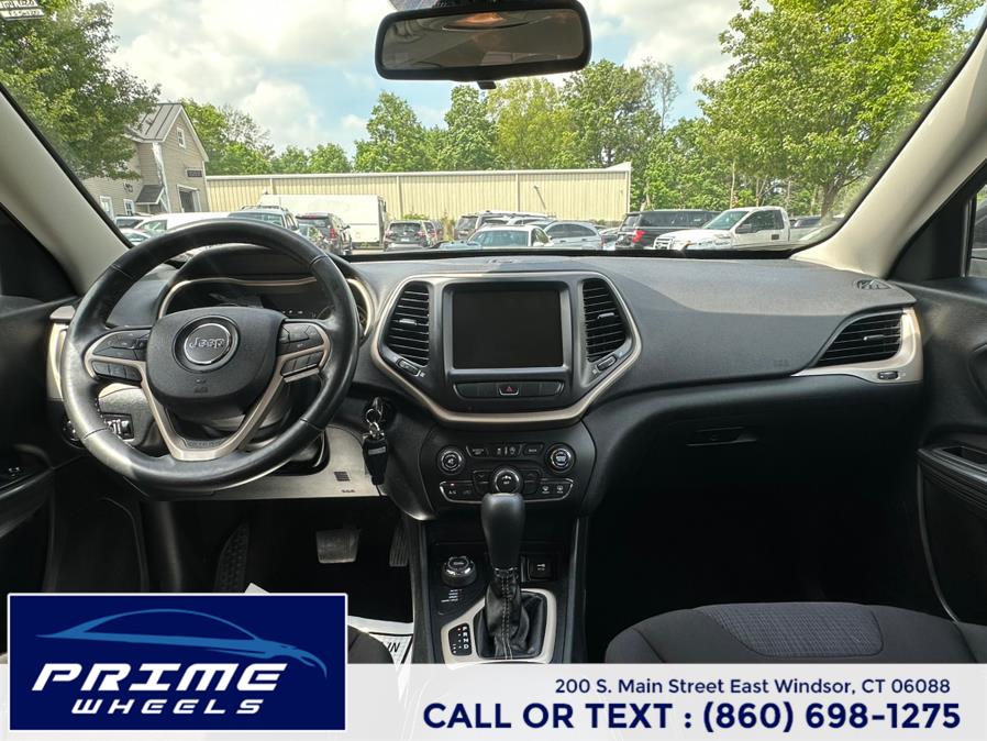 2015 Jeep Cherokee 4WD 4dr Latitude, available for sale in East Windsor, Connecticut | Prime Wheels. East Windsor, Connecticut 2015 Jeep Cherokee 4WD 4dr Latitude, available for sale in East Windsor, Connecticut | Prime Wheels. East Windsor, Connecticut