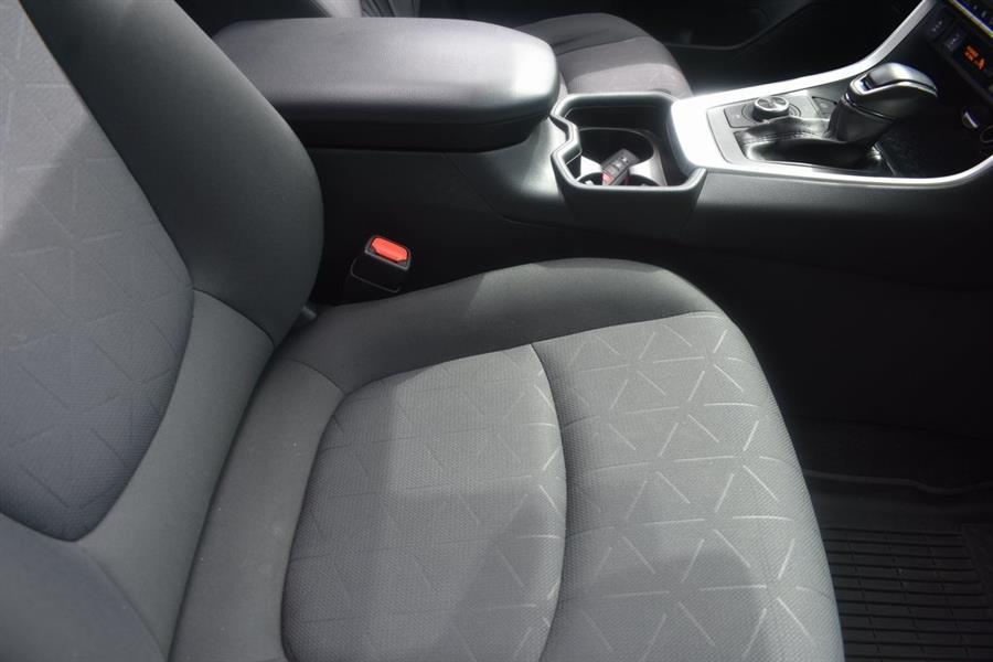 2019 Toyota Rav4 Hybrid XLE, available for sale in Valley Stream, New York | Certified Performance Motors. Valley Stream, New York 2019 Toyota Rav4 Hybrid XLE, available for sale in Valley Stream, New York | Certified Performance Motors. Valley Stream, New York