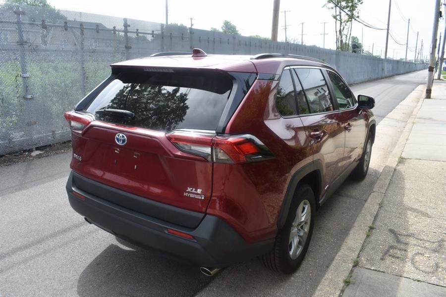 2019 Toyota Rav4 Hybrid XLE, available for sale in Valley Stream, New York | Certified Performance Motors. Valley Stream, New York 2019 Toyota Rav4 Hybrid XLE, available for sale in Valley Stream, New York | Certified Performance Motors. Valley Stream, New York