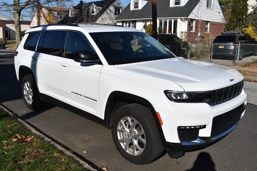 2022 Jeep Grand Cherokee l Laredo, available for sale in Valley Stream, New York | Certified Performance Motors. Valley Stream, New York 2022 Jeep Grand Cherokee l Laredo, available for sale in Valley Stream, New York | Certified Performance Motors. Valley Stream, New York