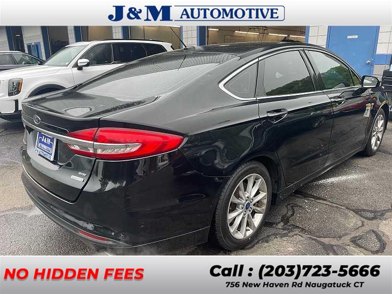 2017 Ford Fusion SE, available for sale in Naugatuck, Connecticut | J&M Automotive Sls&Svc LLC. Naugatuck, Connecticut 2017 Ford Fusion SE, available for sale in Naugatuck, Connecticut | J&M Automotive Sls&Svc LLC. Naugatuck, Connecticut