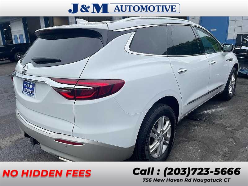 2021 Buick Enclave Essence photo 3