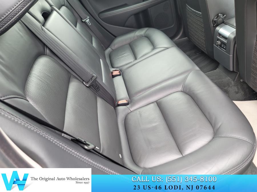 2012 Volvo XC70 AWD 4dr Wgn 3.0L T6 Premier Plus, available for sale in Lodi, New Jersey | AW Auto & Truck Wholesalers, Inc. Lodi, New Jersey 2012 Volvo XC70 AWD 4dr Wgn 3.0L T6 Premier Plus, available for sale in Lodi, New Jersey | AW Auto & Truck Wholesalers, Inc. Lodi, New Jersey