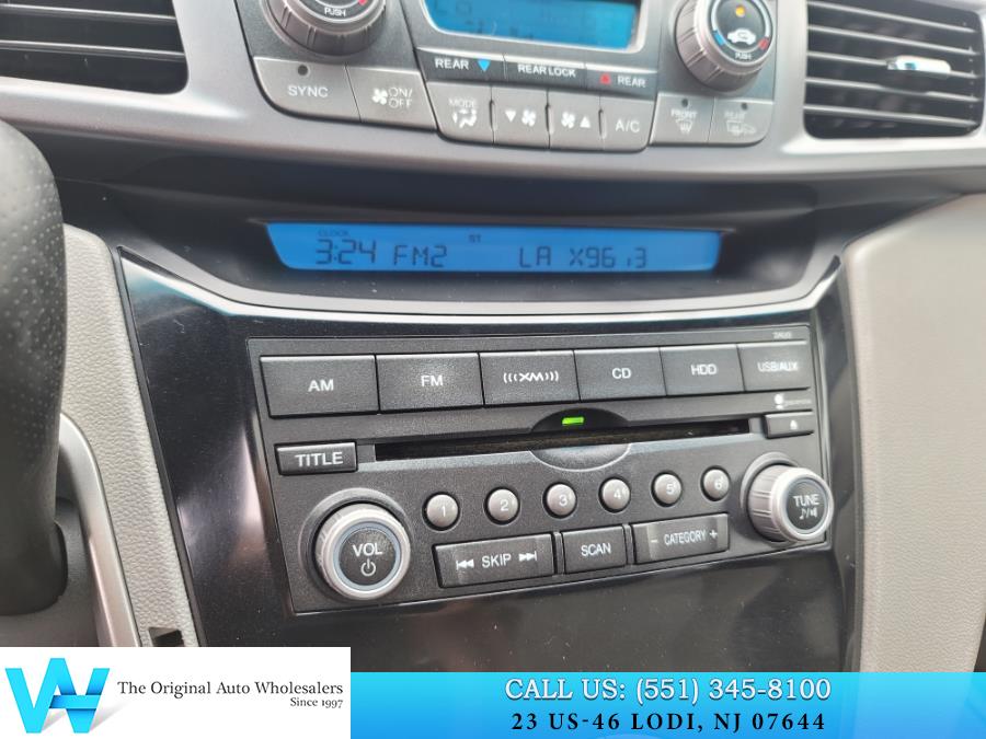 2012 Honda Odyssey 5dr EX-L w/Navi, available for sale in Lodi, New Jersey | AW Auto & Truck Wholesalers, Inc. Lodi, New Jersey 2012 Honda Odyssey 5dr EX-L w/Navi, available for sale in Lodi, New Jersey | AW Auto & Truck Wholesalers, Inc. Lodi, New Jersey